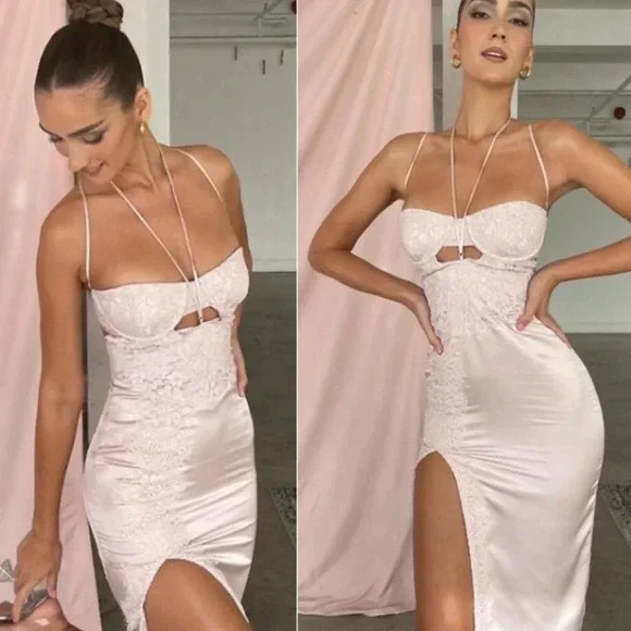 House of CB Lace Cutout Body Con Dress in Crystal Pale Pink Size S NWT - Picture 2 of 15